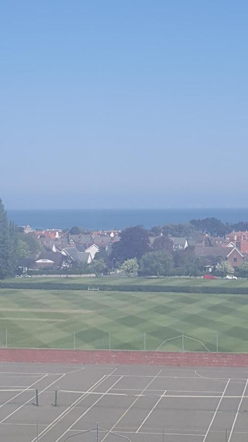 The Kings Suite Oak Drive, Colwyn Bay Ll29 7Yp First Floor Exterior foto
